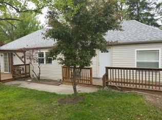 922 E Gladys Ave, Addison, IL 60101