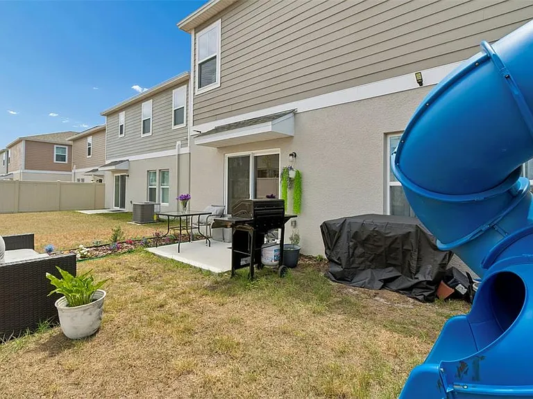 4023 Gardenia Ave — Photo 57