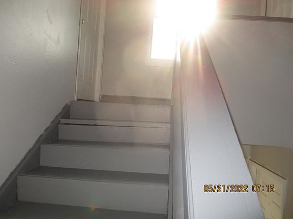 2nd image of 619 13th St APT 3