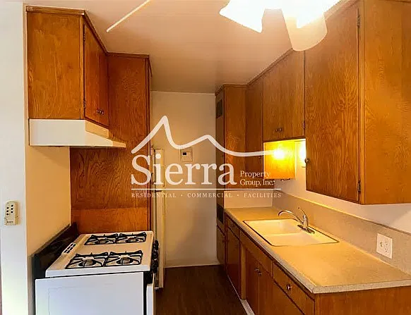 1 bed, $2,600 — Photo 2
