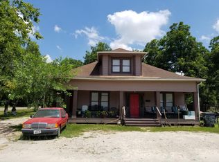 2001 Lois St, Bay City, TX 77414