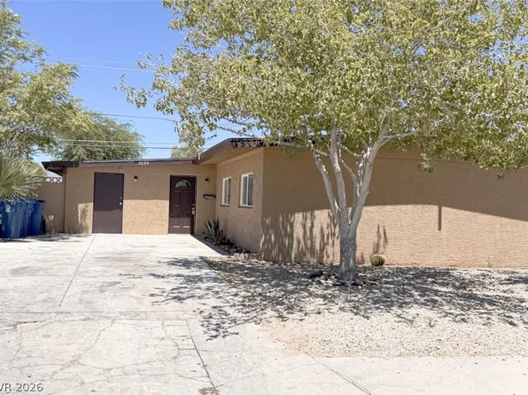 2624 Reynolds Ave, North Las Vegas, NV 89030