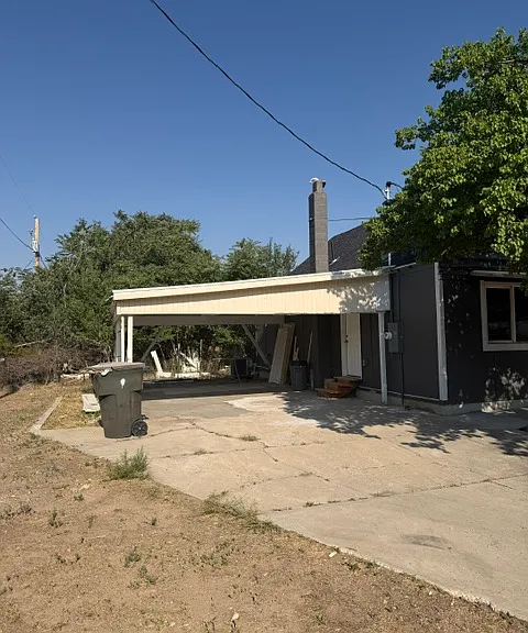 346 Carson Ave — Photo 15