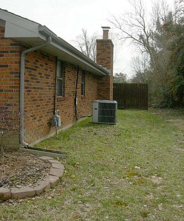 4th image of 6530 Brookwood Dr
