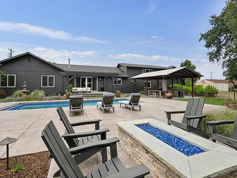20550 Palmer Ave — Photo 40
