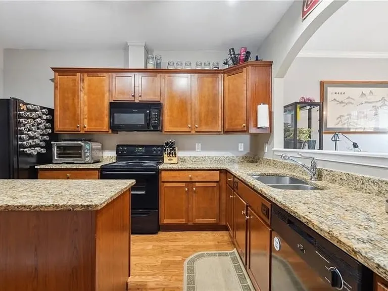 3040 Smith Ridge Trce — Photo 8