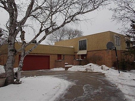 1st image of 906 Morningside Dr