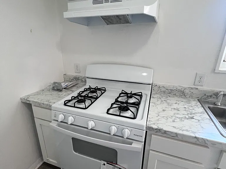 6420 Faraday Ct — Photo 6