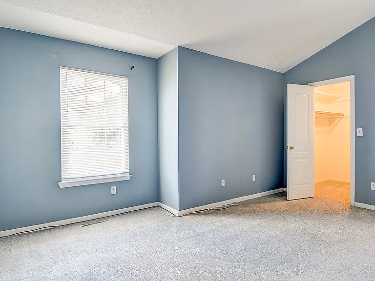 751 Ridge Cir — Photo 21