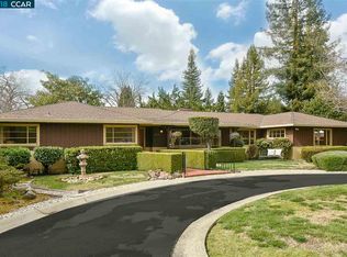 1019 Hampton Rd, Lafayette, CA 94549