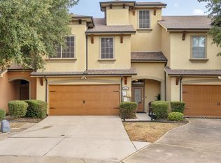 4248 Nia Dr, Irving, TX 75038