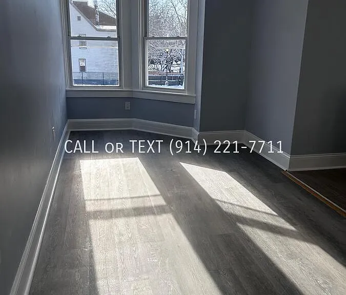 114 S 6th Ave — Photo 8