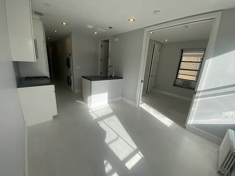 195 Stanton St #2E2 — Photo 1