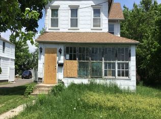 111 Sterling Pl, Amityville, NY 11701
