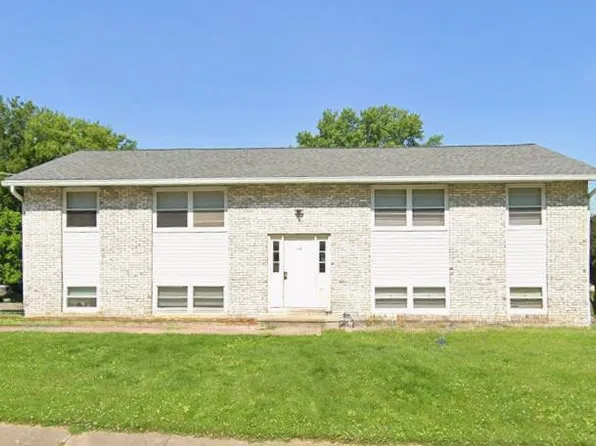 714 N Campbell St APT D, Macomb, IL 61455