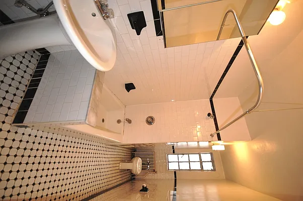 Rented by Corcoran | media 9