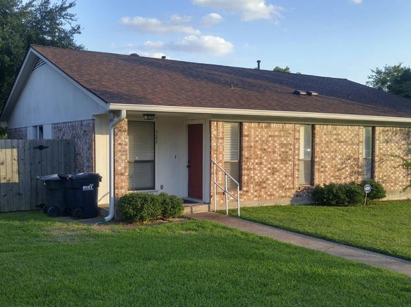 322 E Brentwood Dr