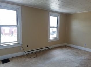 1353 Orchard Ave APT 2, New Kensington, PA 15068