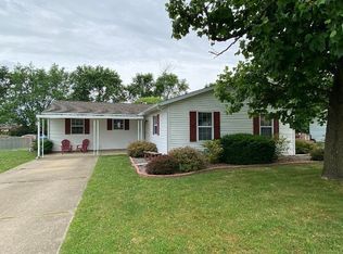 416 Janet Dr, Centralia, IL