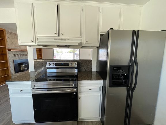 5th image of 55537 Navajo Trl