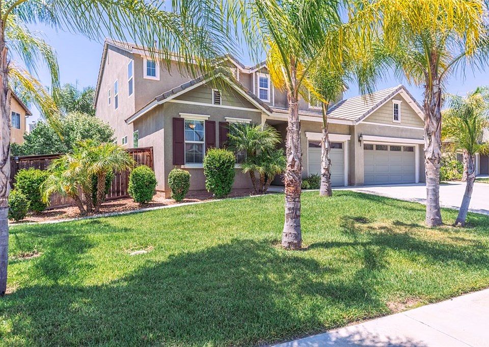 1st image of 27386 Delphinium Ave