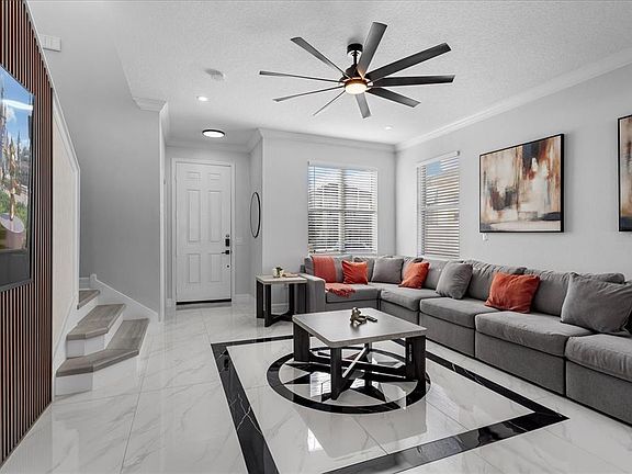 3rd image of 117 Forest View Ct