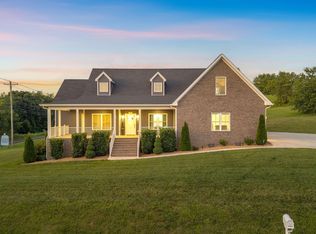 33472 Graceland Ln, Glade Spring, VA 24340