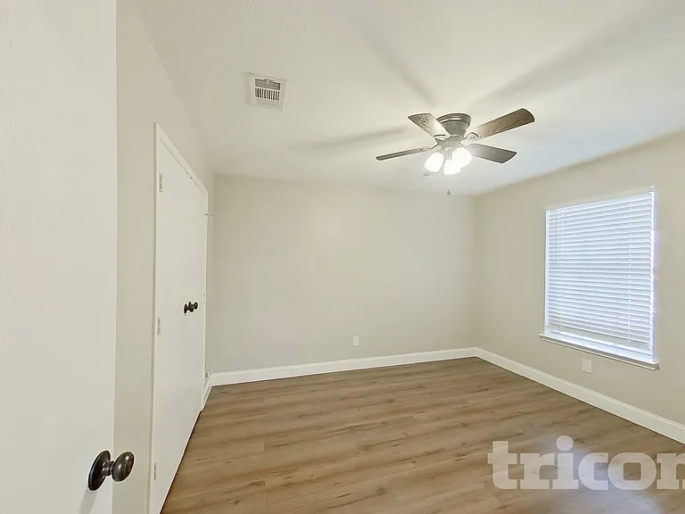 2949 Monticello Ln — Photo 11