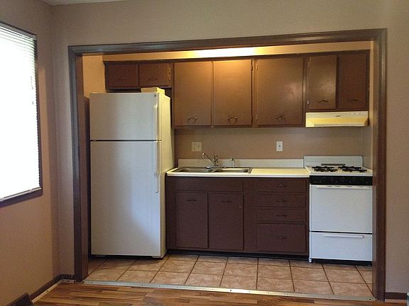 3rd image of 135 N 43rd Ave APT 8