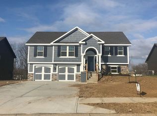 9017 NE 107th Ter, Kansas City, MO 64157