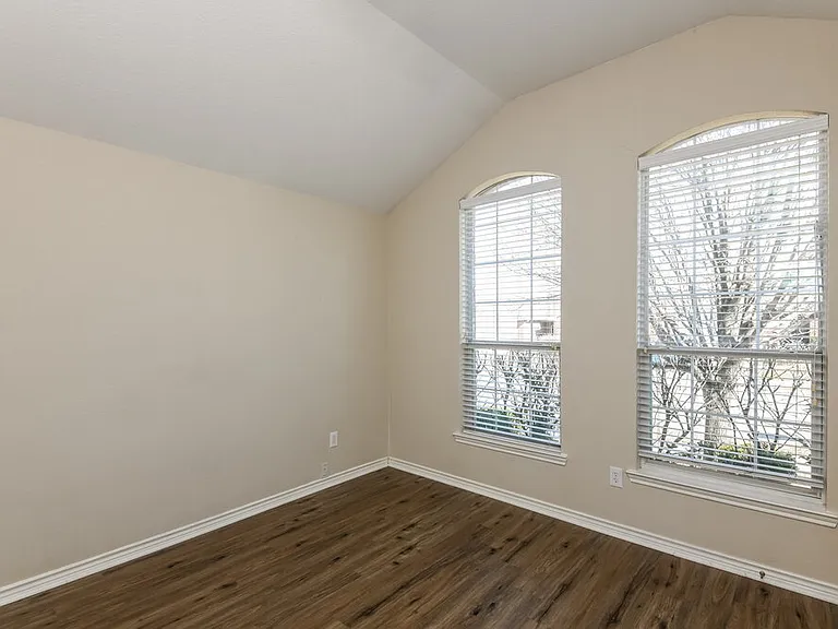 3912 Big Thicket Dr — Photo 14