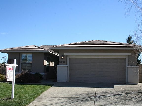 2nd image of 2037 Garganey Ln