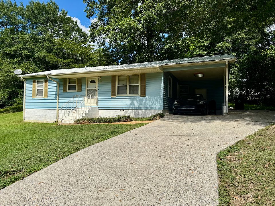 1st image of 107 28th Ave E