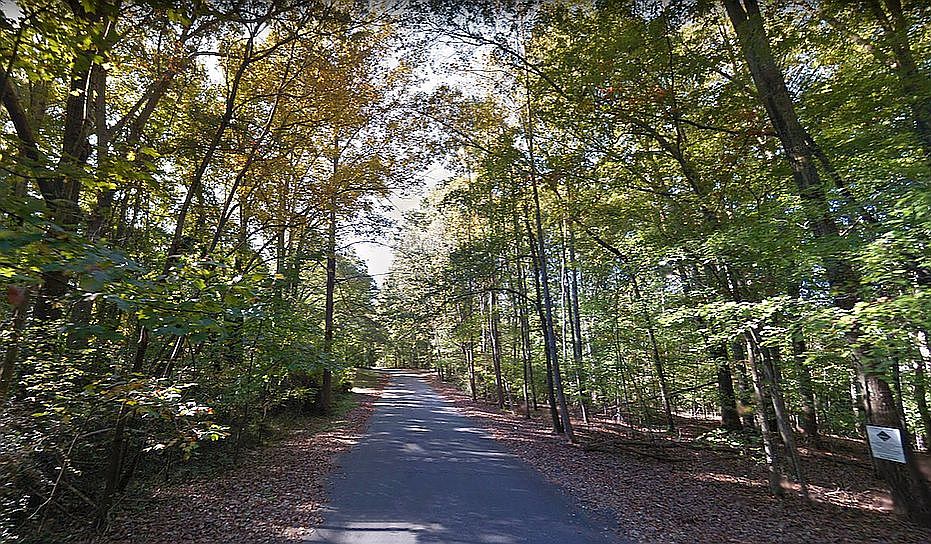 1st image of Carolyn Dr