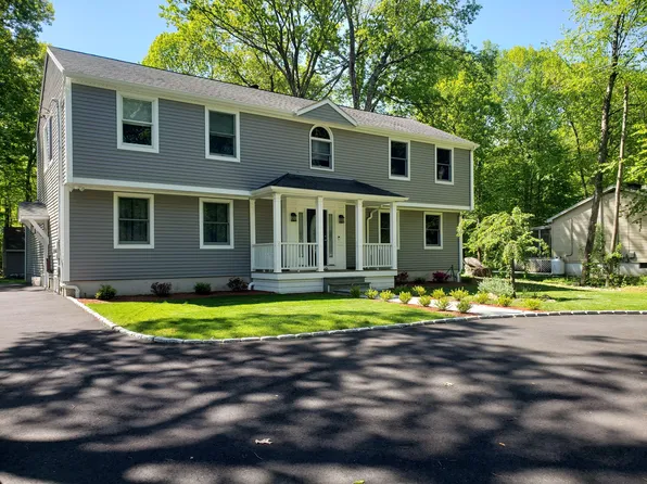 103 Bart Rd, Monroe, CT 06468