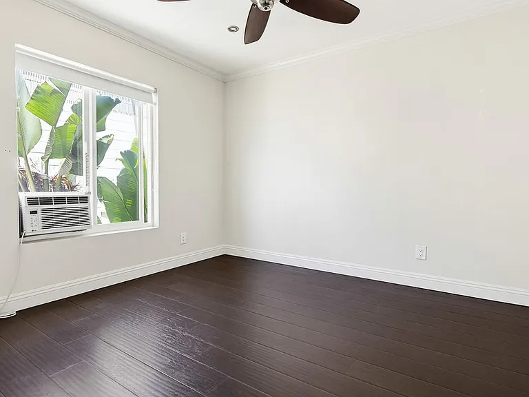 411 C Ave — Photo 14