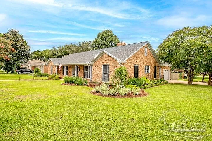 4095 Aiken Rd — Photo 9
