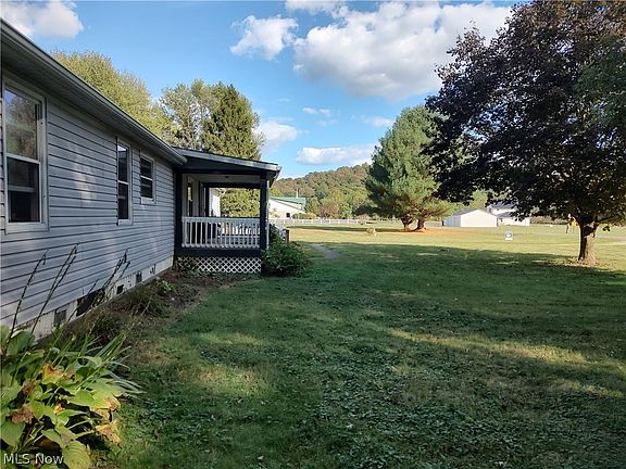 3rd image of 12833 Techniglas Rd NE