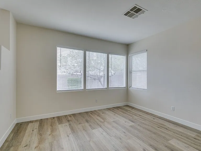 7804 Amulet St — Photo 14