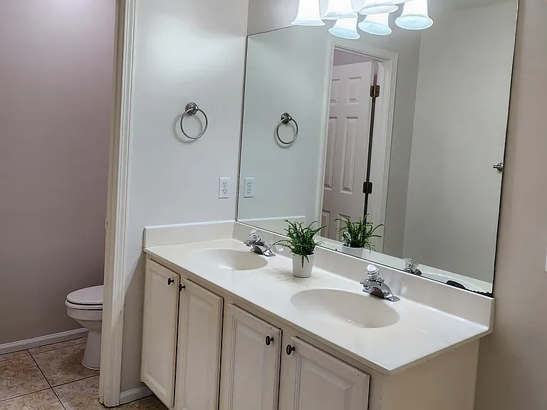 355 Gardners Cir — Photo 11