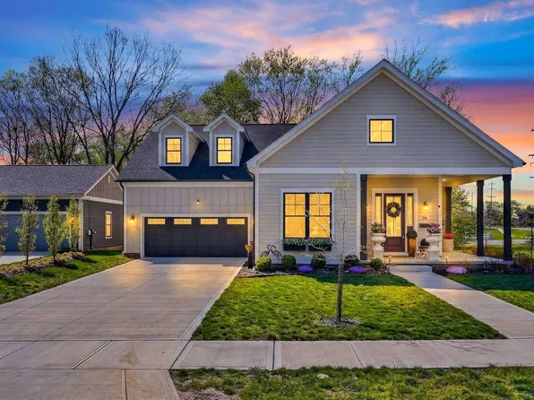 36 N Clinton St, Canal Winchester, OH 43110