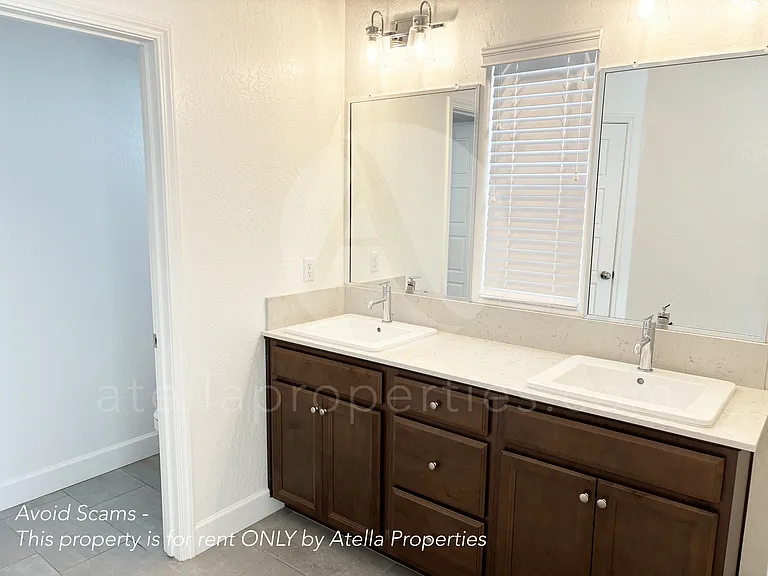 203 E Taylor Ave — Photo 6