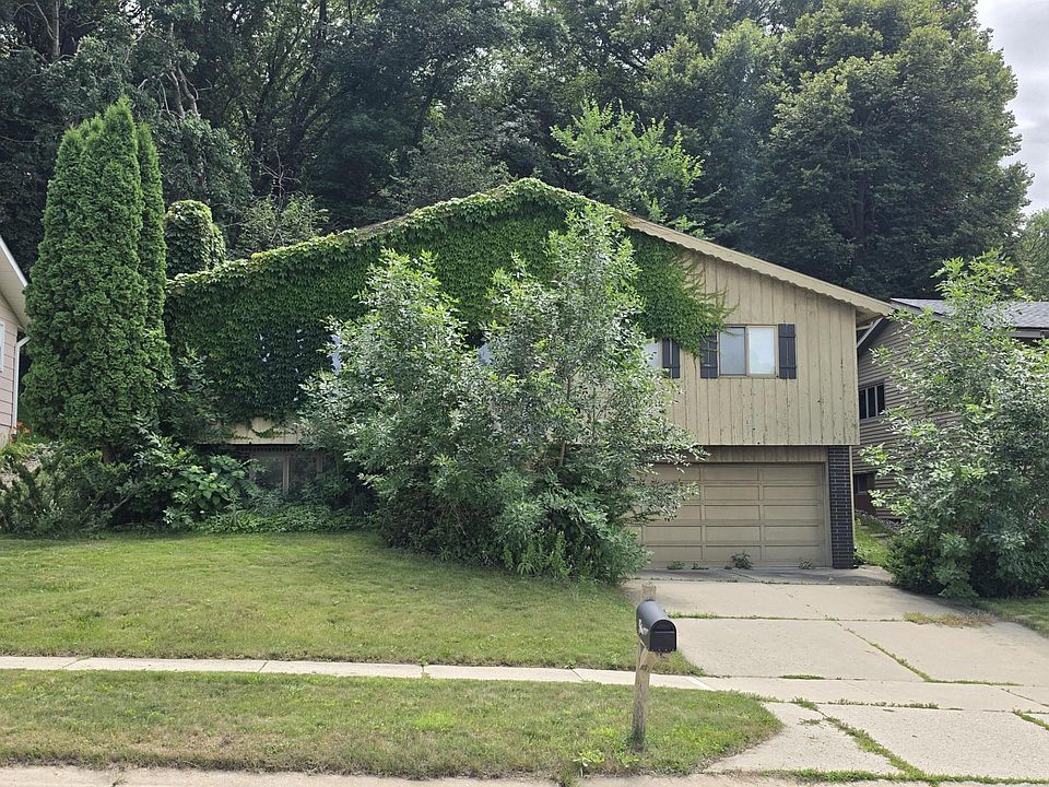 1st image of 528 19th St NW
