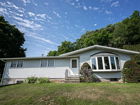 23370 Lamoille Rd, Winona, MN 55987