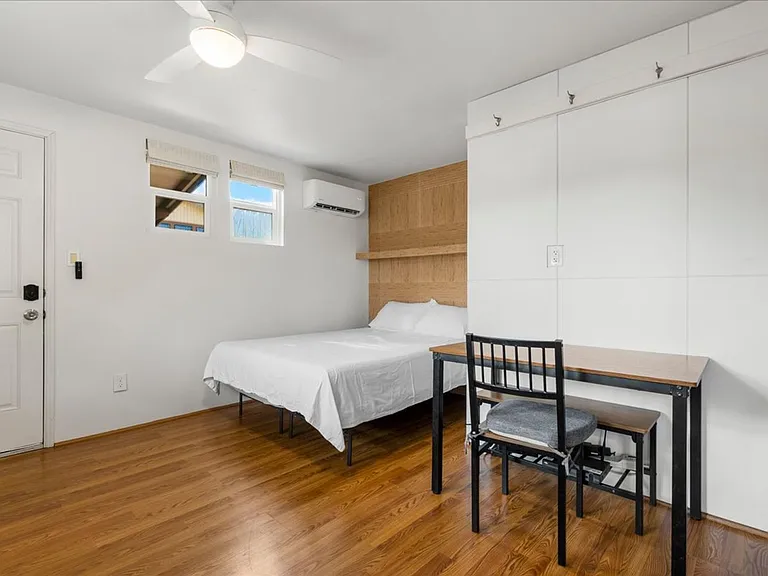 225 Humupea St — Photo 13