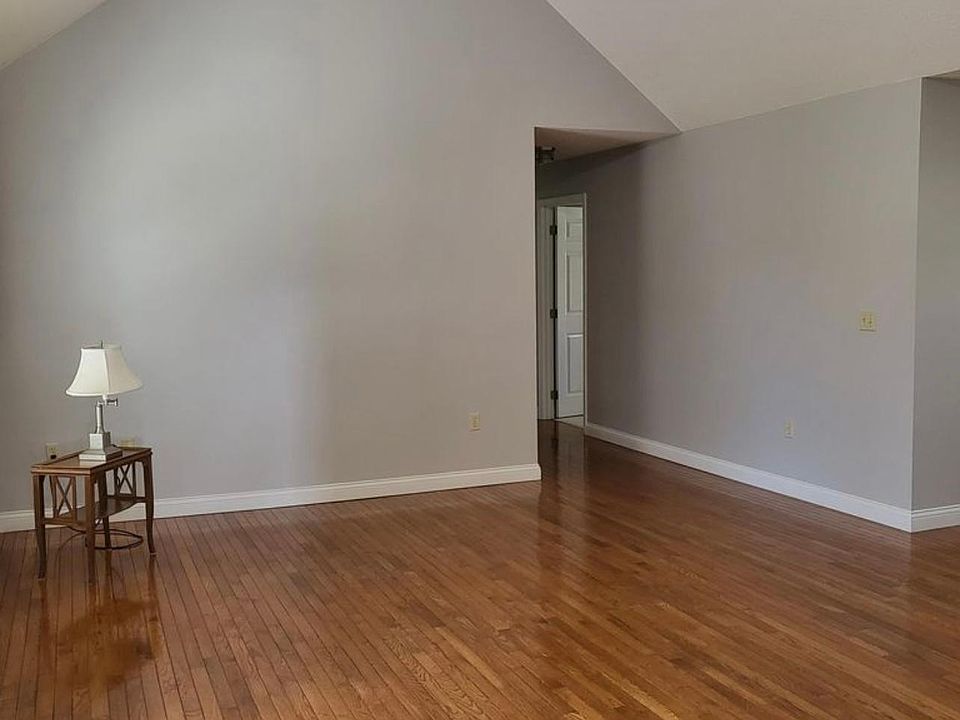 135 Kirkwood Dr London KY Zillow