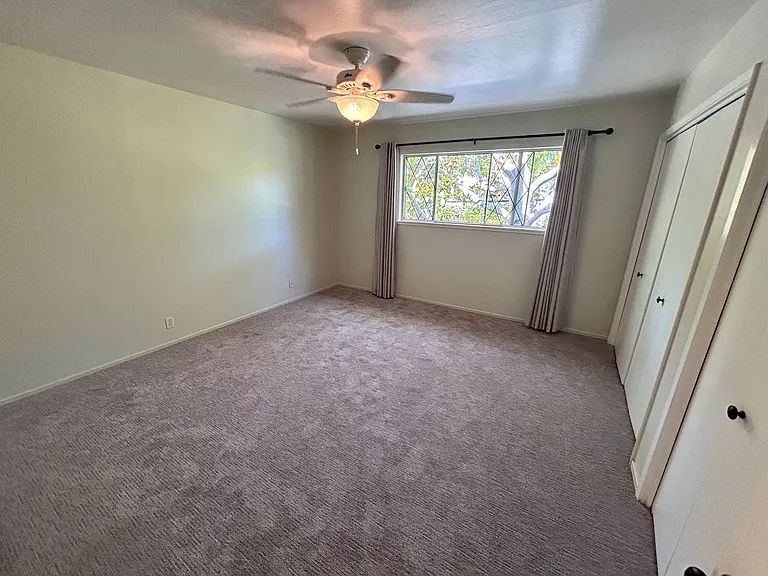 565 Matadero Ave #14 — Photo 10