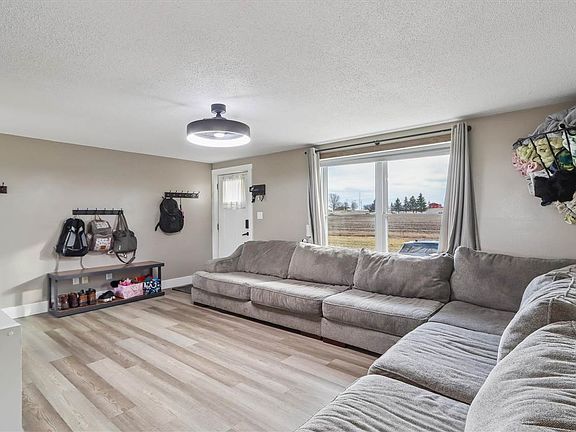 4th image of 112 Mapel Dr