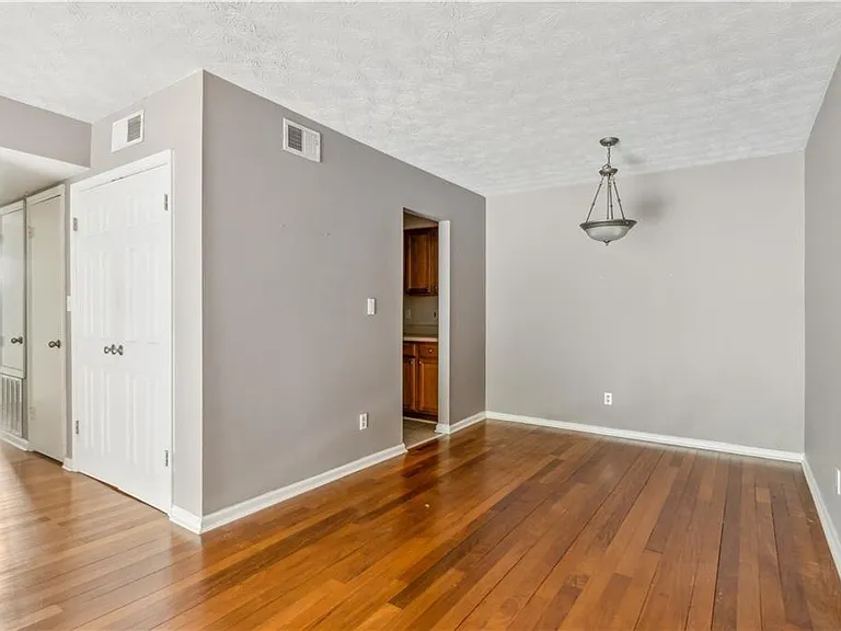 3155 Seven Pines Ct #303 — Photo 7