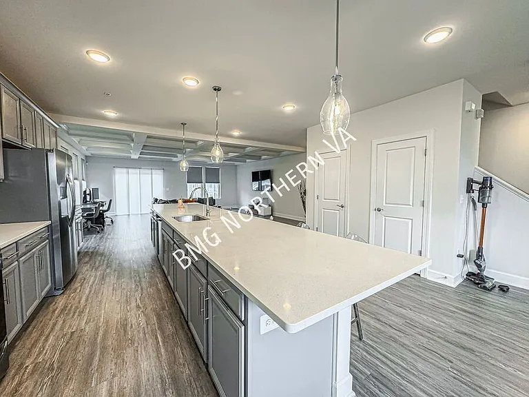 10336 Ratcliffe Trl — Photo 9